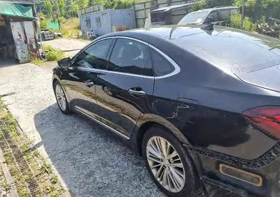 2016 Jaguar SL KMHFL411BGA009831 VIN:KMHFL411BGA009831