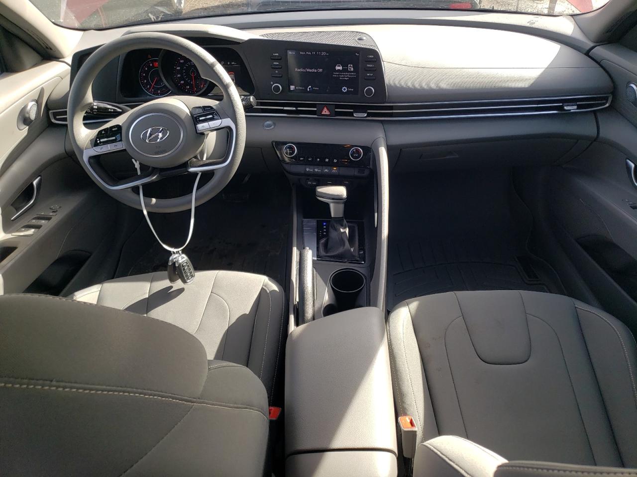 2022 HYUNDAI ELANTRA SEL VIN:KMHLM4AG1NU375816