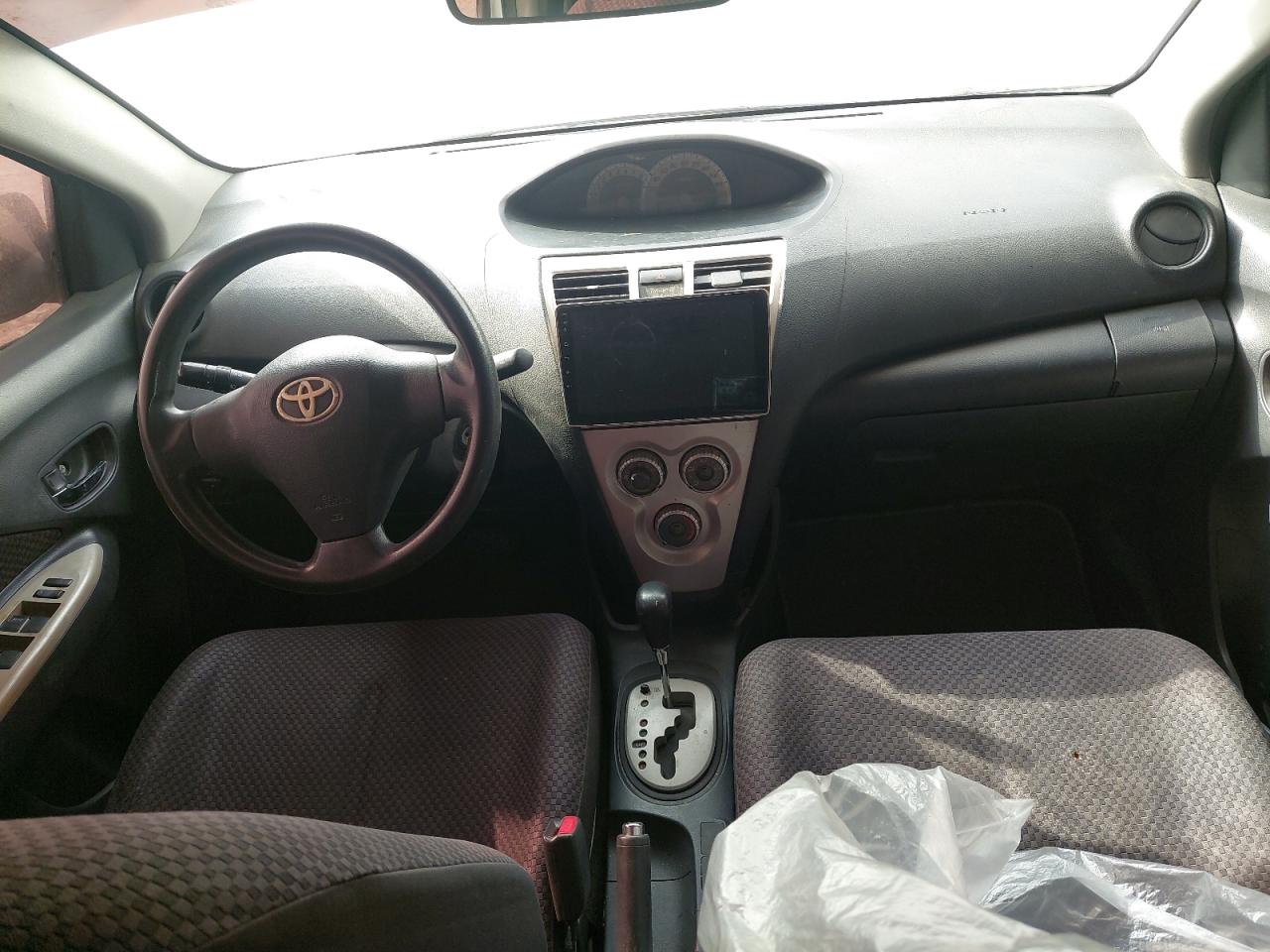 2008 TOYOTA YARIS VIN:JTDBW923084******