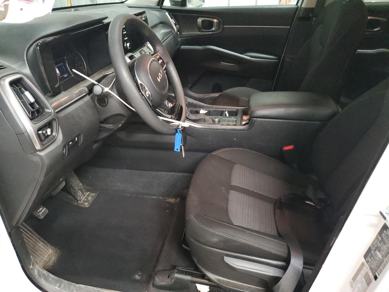 2023 KIA SORENTO LX VIN:5XYRGDLC9PG221228