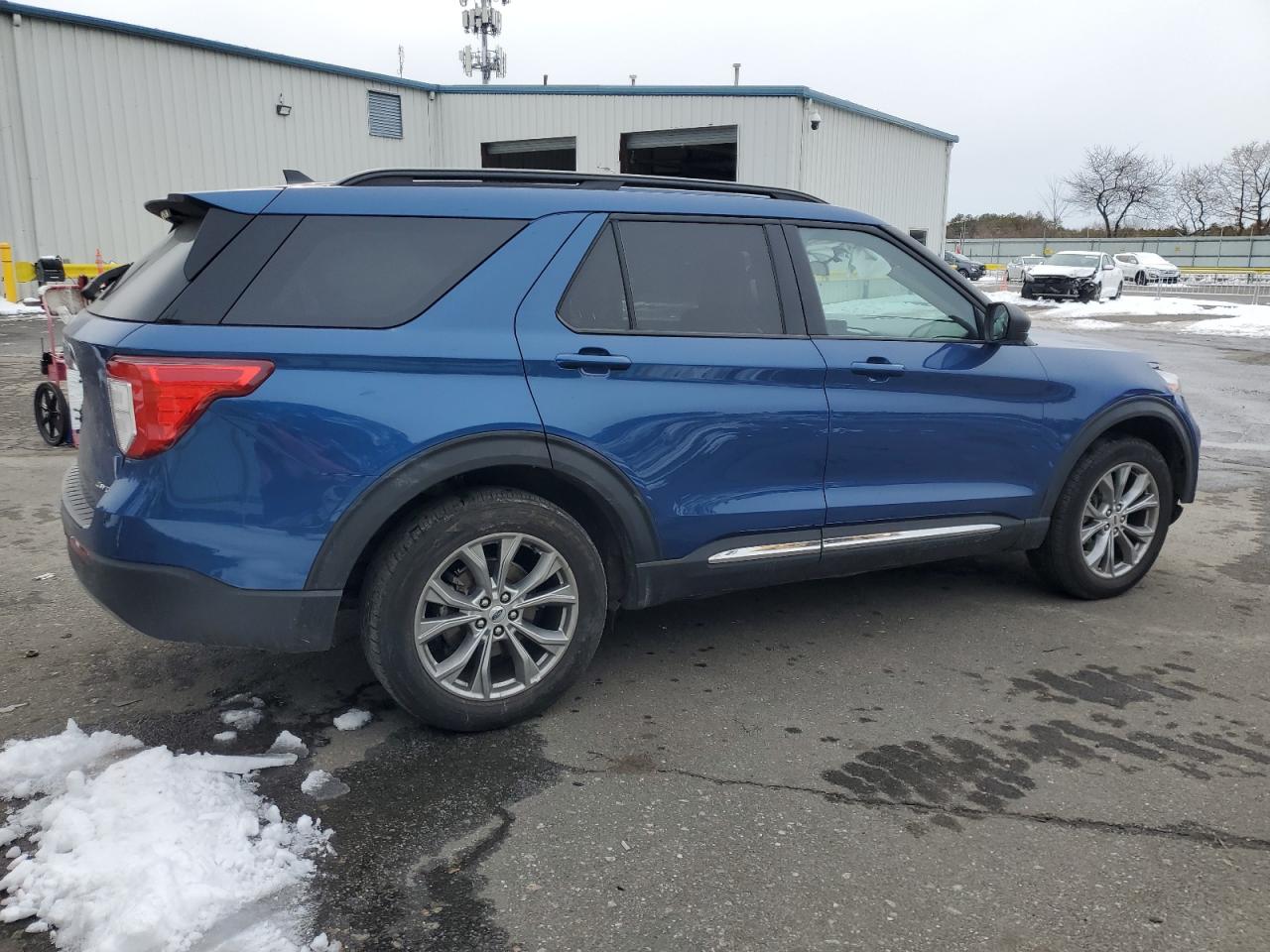2022 FORD EXPLORER XLT VIN:1FMSK8DH0NGC08083