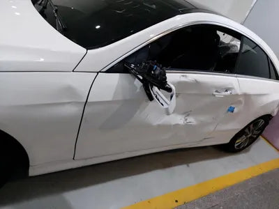 2015 Mercedes-Benz E 200 WDDKJ3EB3GF333632 VIN:WDDKJ3EB3GF333632