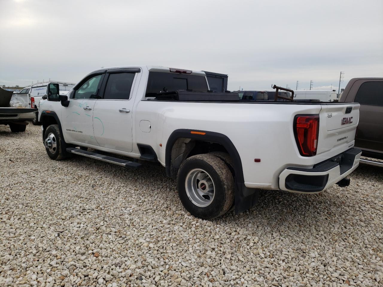 2022 GMC SIERRA K3500 DENALI VIN:1GT49WEY7NF191820