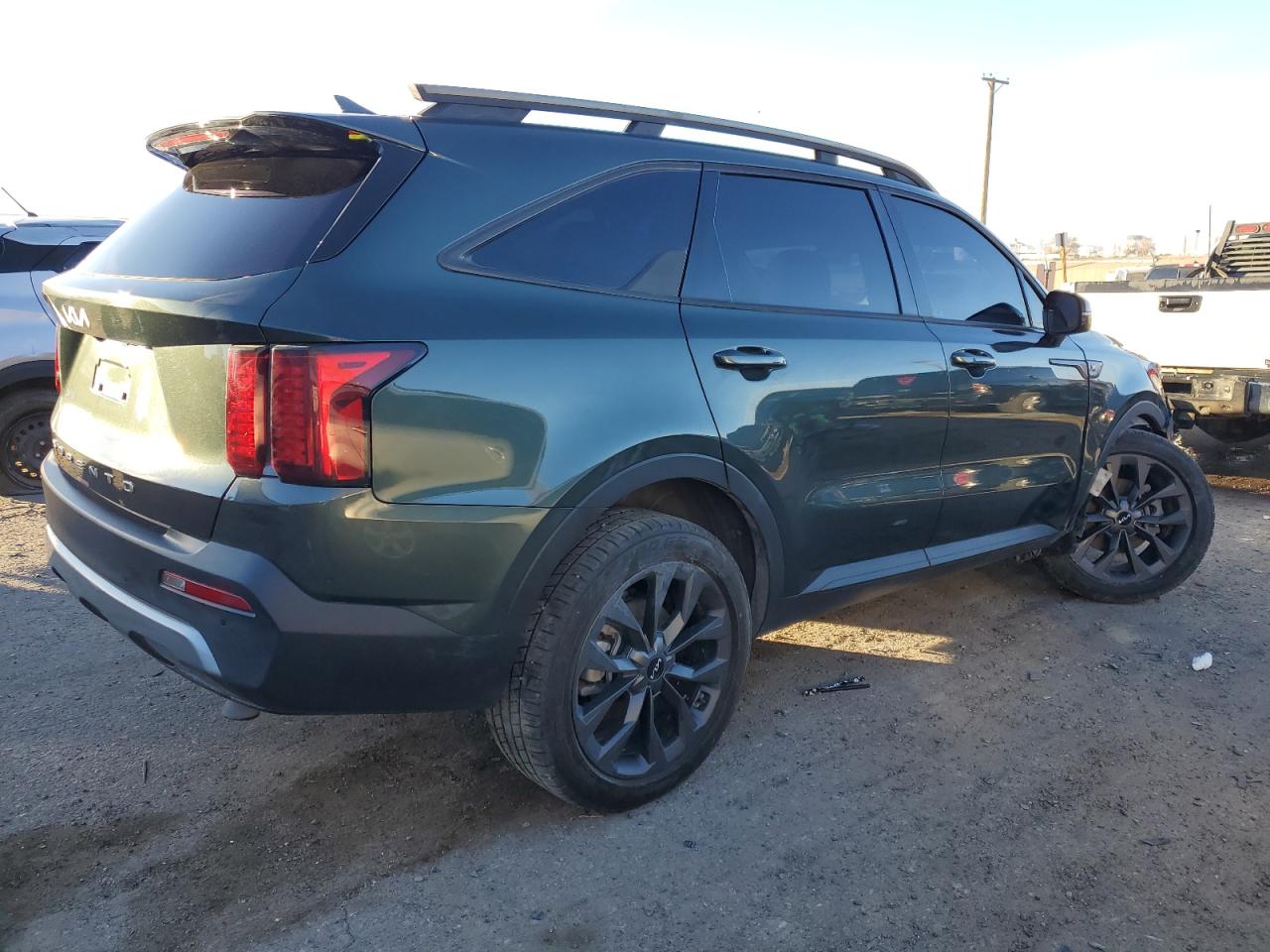 2022 KIA SORENTO EX VIN:5XYRHDLF8NG078857