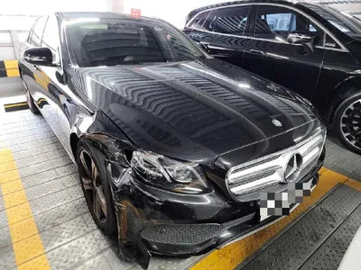 2016 Mercedes-Benz E 220 VIN: