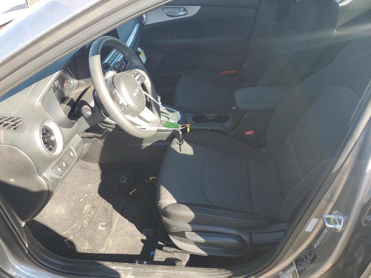 2024 KIA FORTE LX VIN:3KPF24AD3RE805203