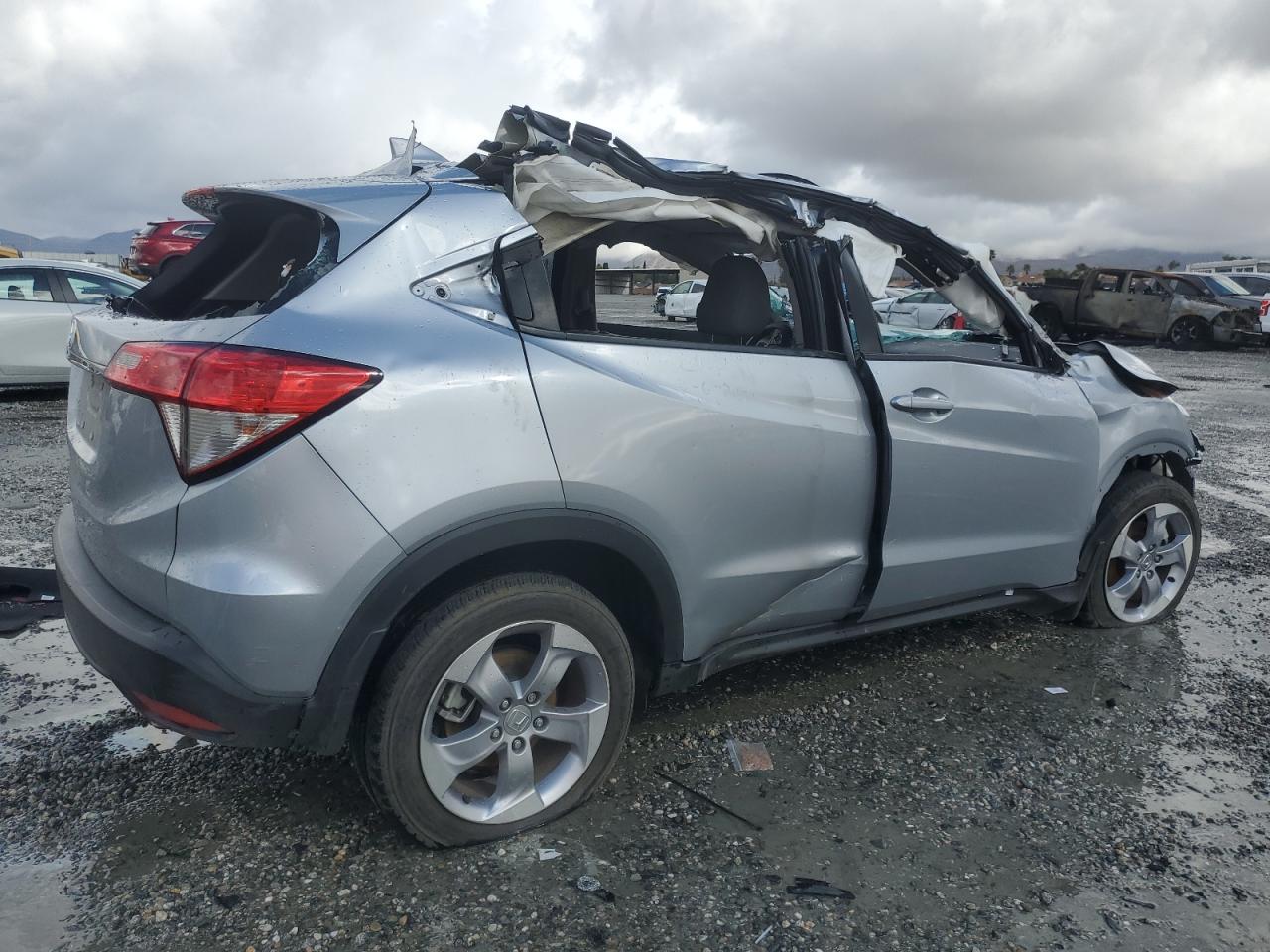 2022 HONDA HR-V LX VIN:3CZRU5H31NM726374