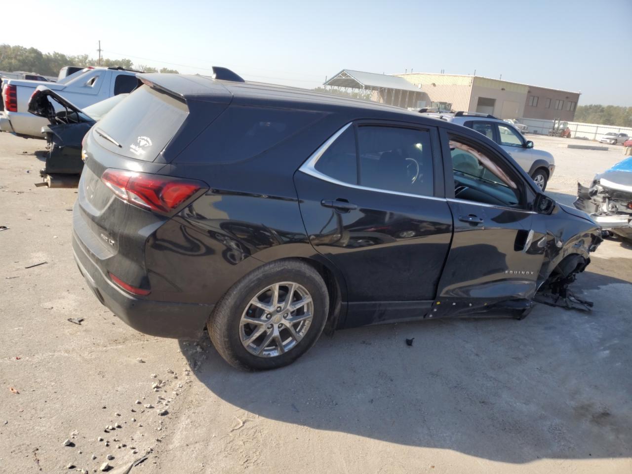 2022 CHEVROLET EQUINOX LT VIN:3GNAXUEV4NL209318