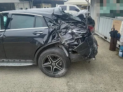 2021 Mercedes-Benz GLC 300 VIN: