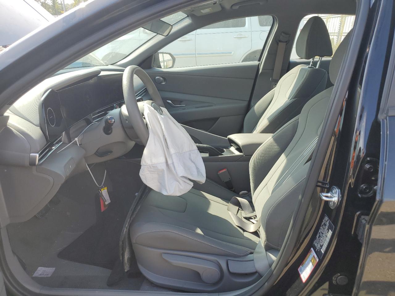 2024 HYUNDAI ELANTRA SEL VIN:KMHLM4DG5RU767036