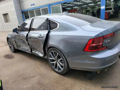2018 Volvo S90 YV1PS68ACJ1028068 VIN:YV1PS68ACJ1028068