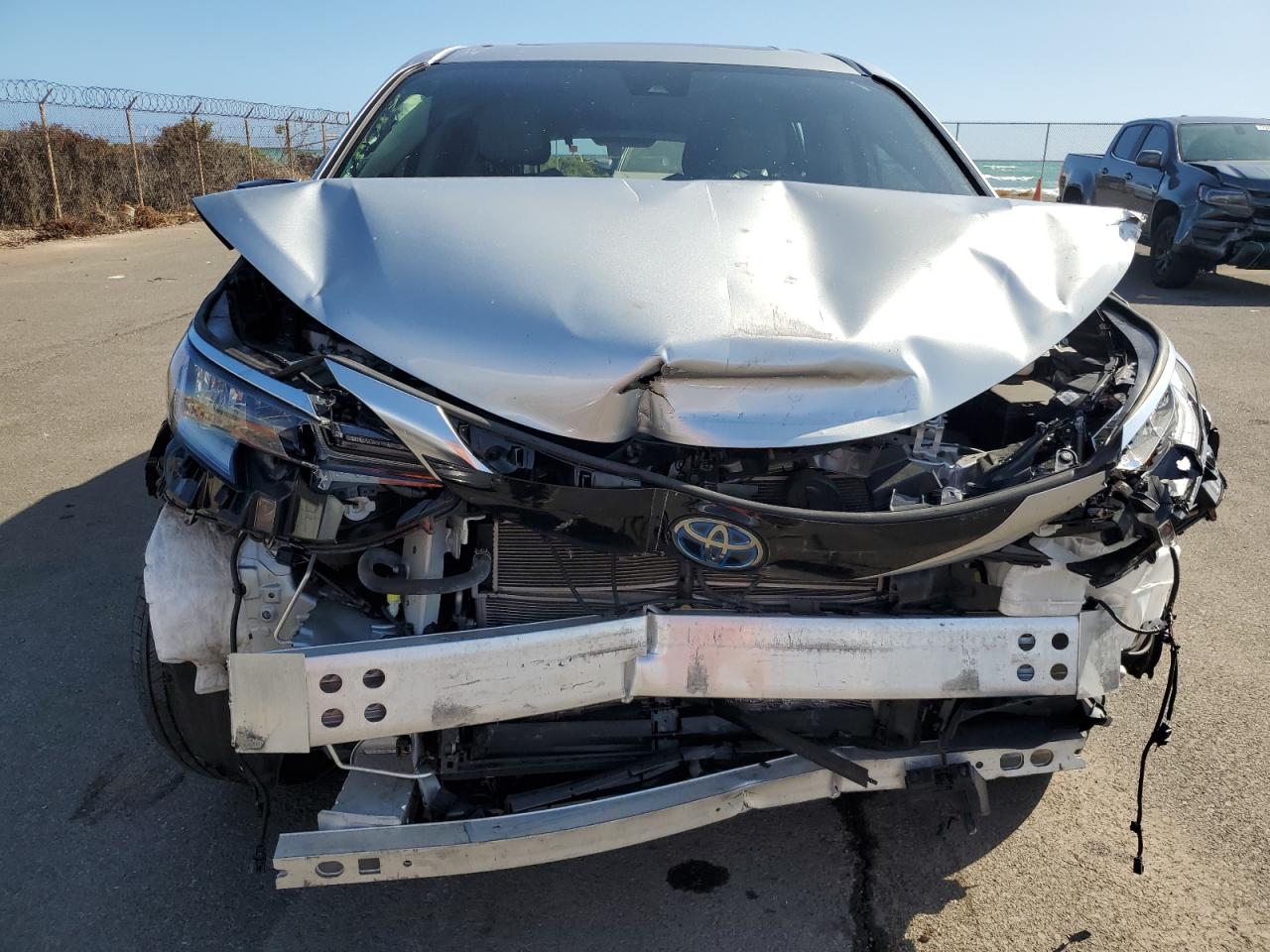 2022 TOYOTA SIENNA XSE VIN:5TDDRKEC3NS117999