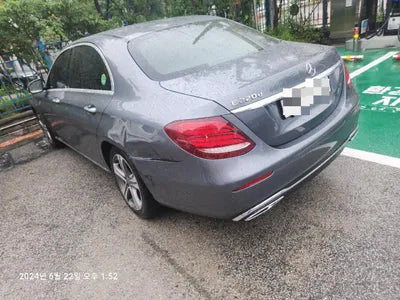 2018 Mercedes-Benz E 220 VIN: