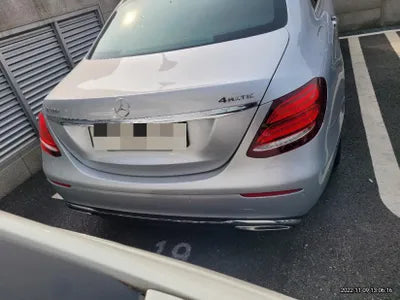 2017 Mercedes-Benz E 300 VIN: