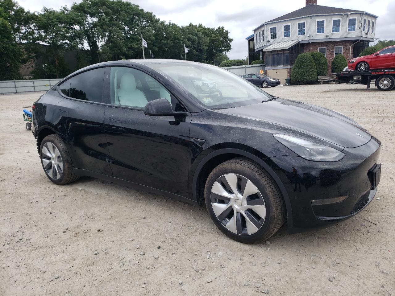 2023 TESLA MODEL Y  VIN:7SAYGDEEXPA205699