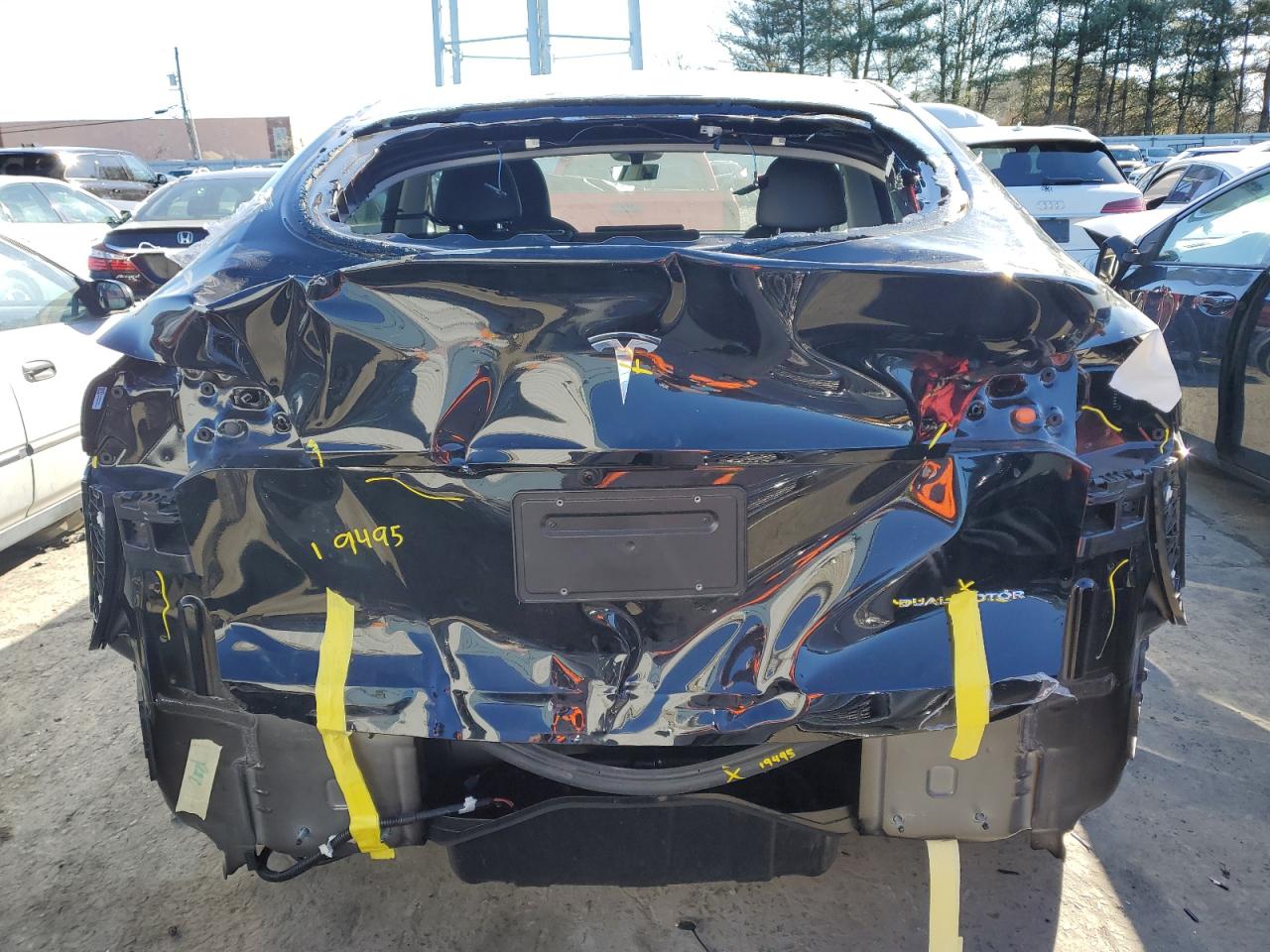 2024 TESLA MODEL Y  VIN:7SAYGAEE3RF004232