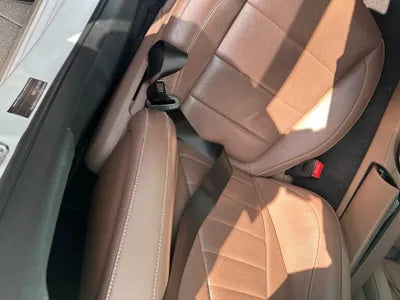 2019 Mercedes-Benz E 300 VIN: