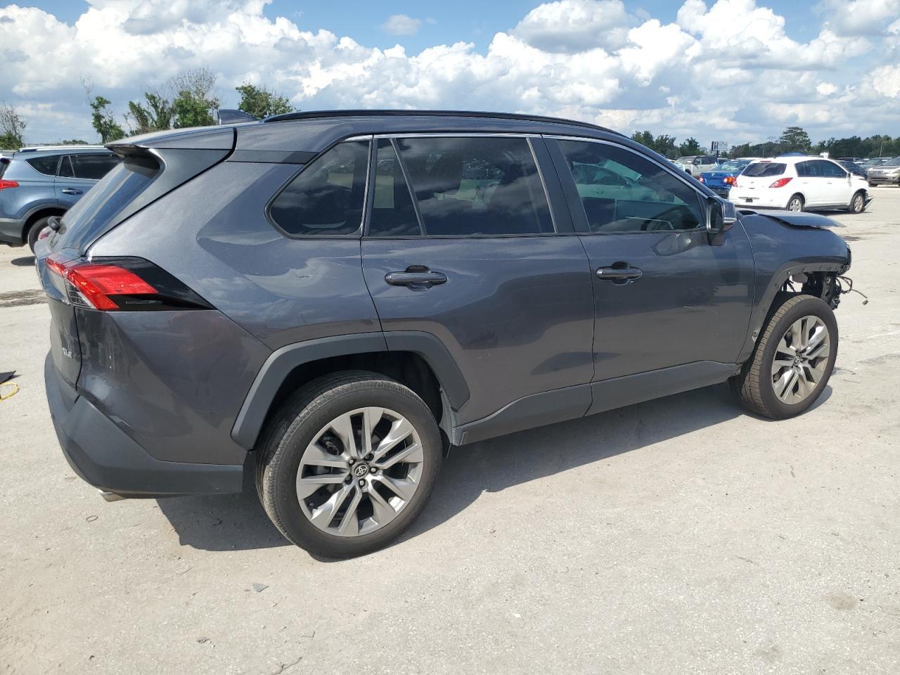 2023 TOYOTA RAV4 XLE PREMIUM VIN:2T3C1RFV8PC226067