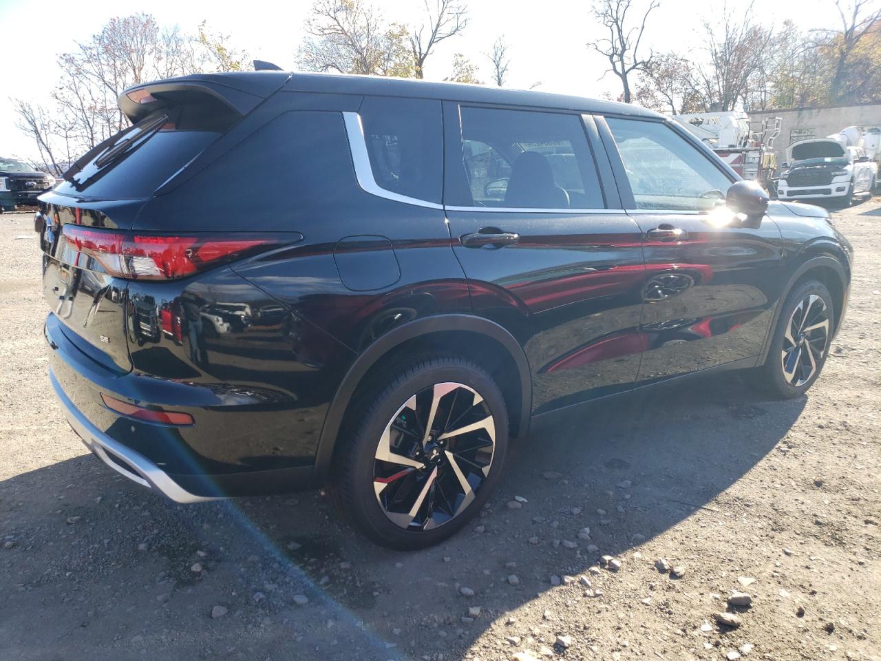 2024 MITSUBISHI OUTLANDER SE VIN:JA4J3VA8XRZ066989