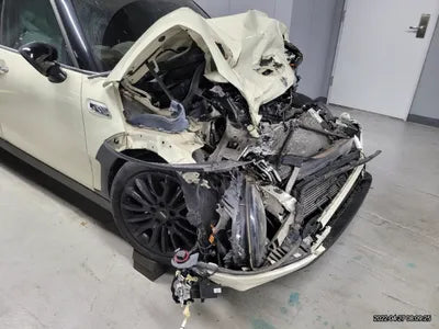2018 MINI Clubman VIN: