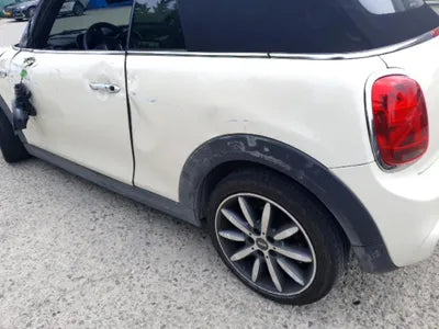 2021 MINI Cooper WMWWP1102M3M76780 VIN:WMWWP1102M3M76780