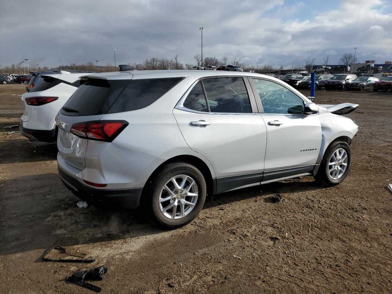 2022 CHEVROLET EQUINOX LT VIN:3GNAXKEV6NL231941