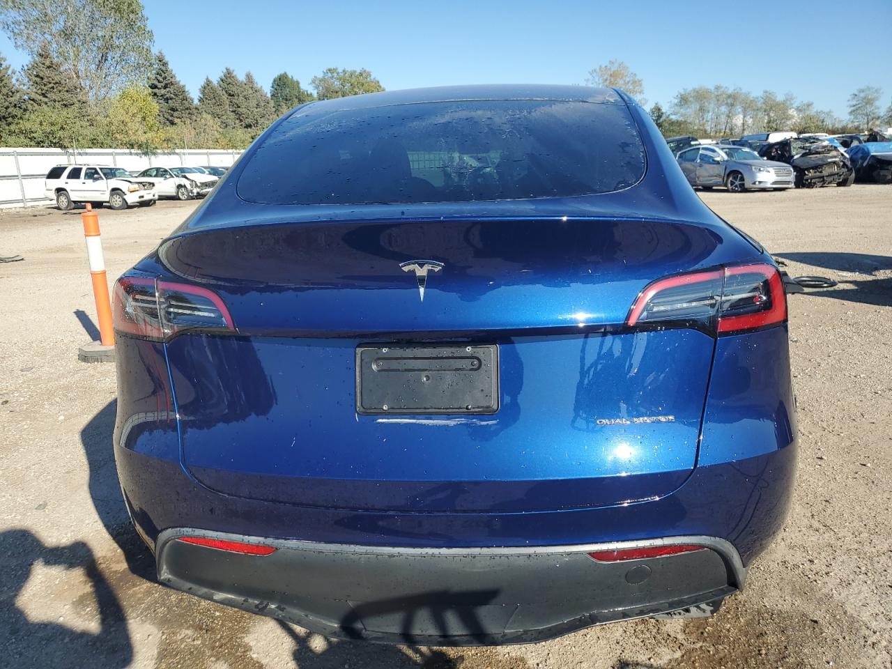 2023 TESLA MODEL Y  VIN:7SAYGDEE2PA035256