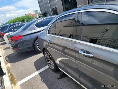 2018 Mercedes-Benz E 300 VIN: