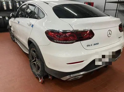 2020 Mercedes-Benz GLC 300 VIN: