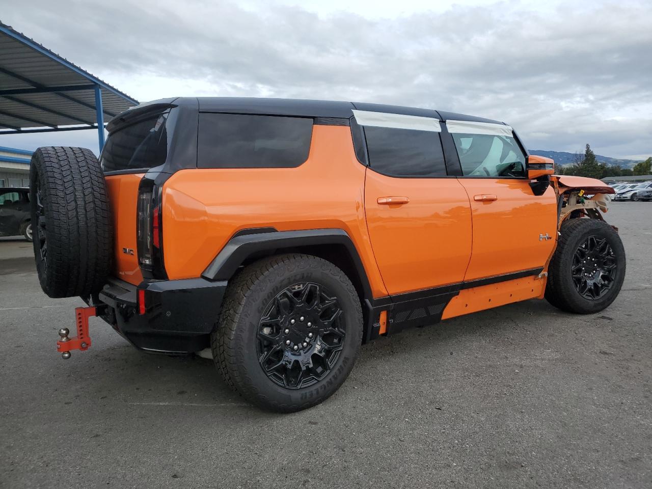 2024 GMC HUMMER SUV 2X VIN:1GKB0NDE1RU106768