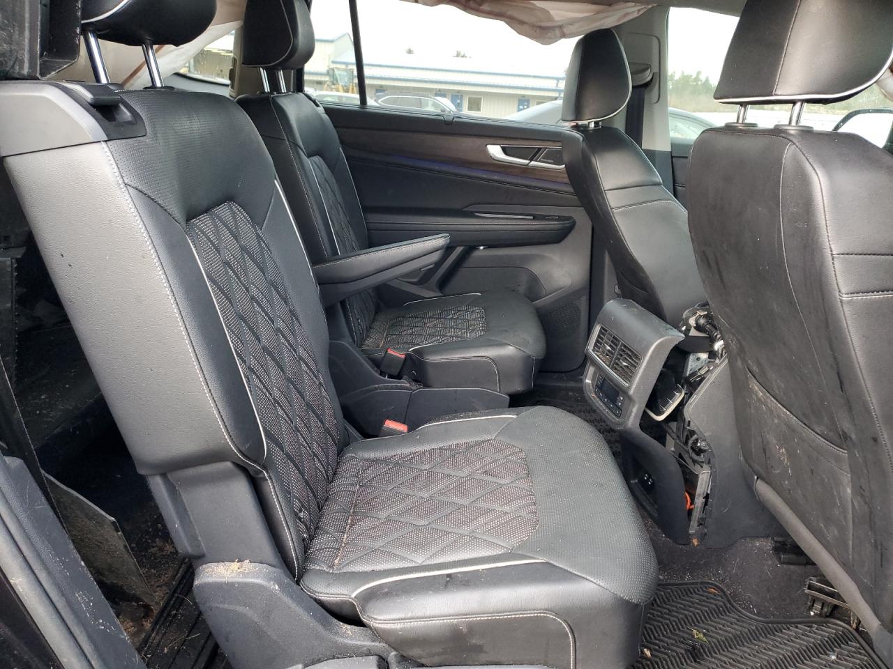 2024 VOLKSWAGEN ATLAS SEL PREMIUM R-LINE VIN:1V2FR2CA5RC576421