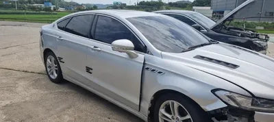 2015 Ford Mondeo VIN:
