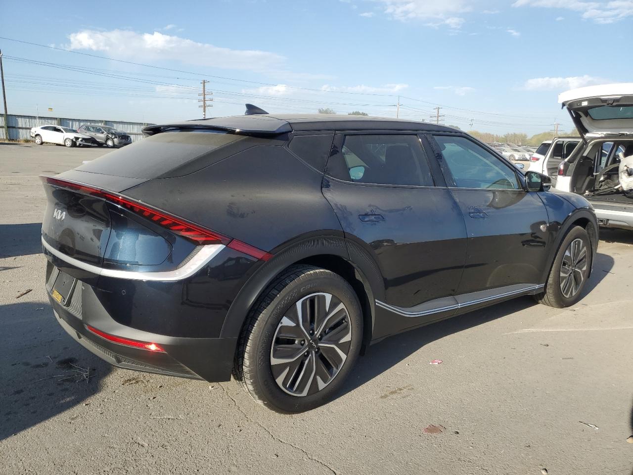 2024 KIA EV6 LIGHT VIN:KNDC3DLC8R5615610