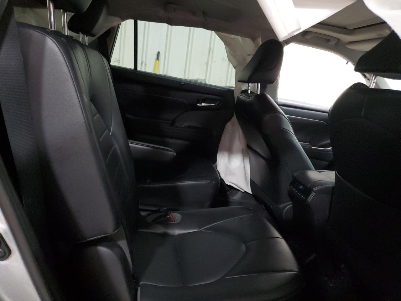 2022 TOYOTA HIGHLANDER HYBRID XLE VIN:5TDGBRCH4NS546206