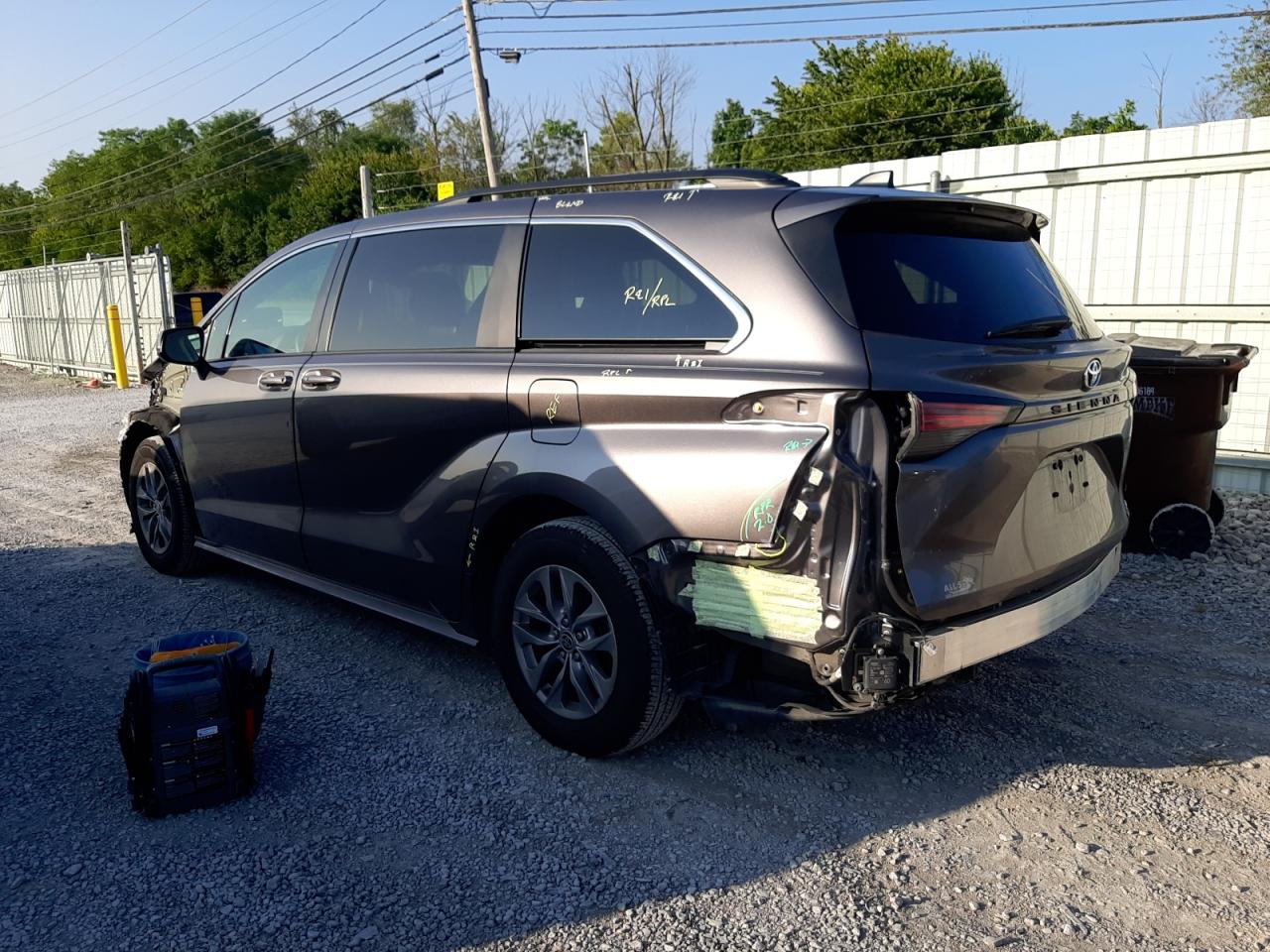 2022 TOYOTA SIENNA LE VIN:5TDKRKECXNS103668