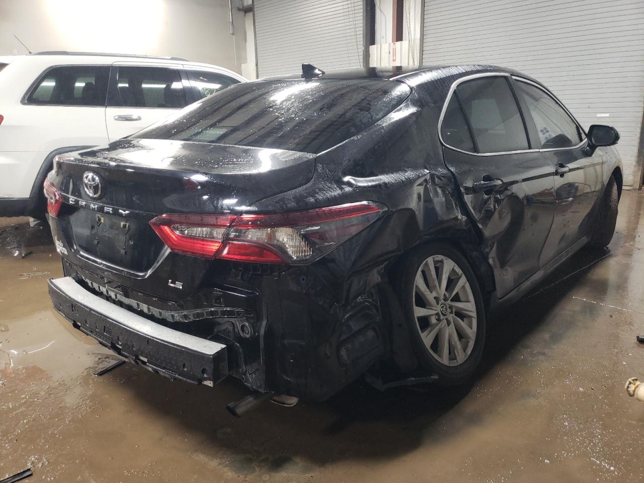 2022 TOYOTA CAMRY LE VIN:4T1C11AK7NU697971