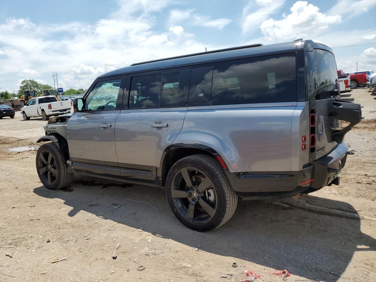 2023 LAND ROVER DEFENDER 130 X-DYNAMIC SE VIN:SALE2FEU6P2206204