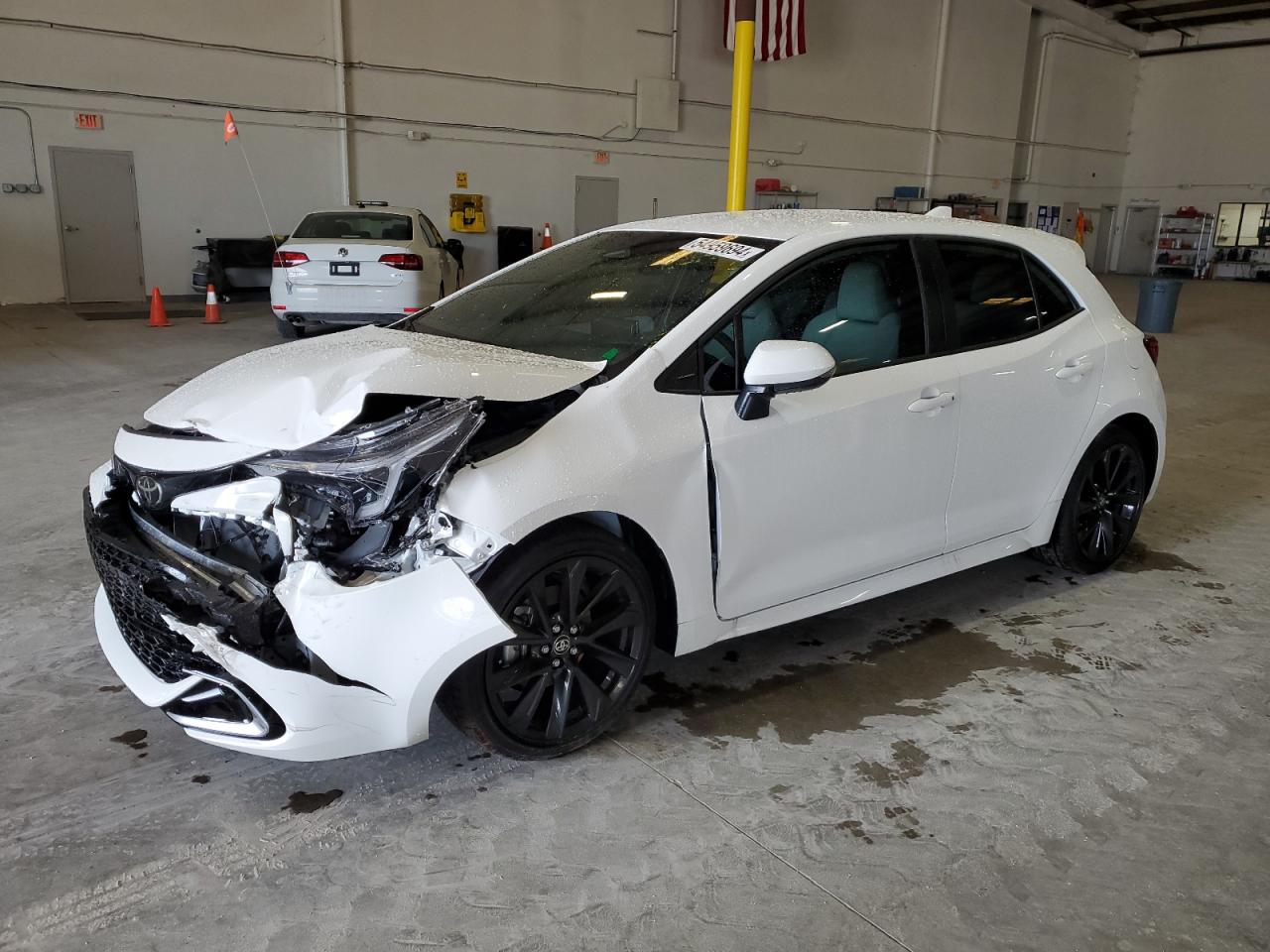 2024 TOYOTA COROLLA XSE VIN:JTNC4MBE3R3229104