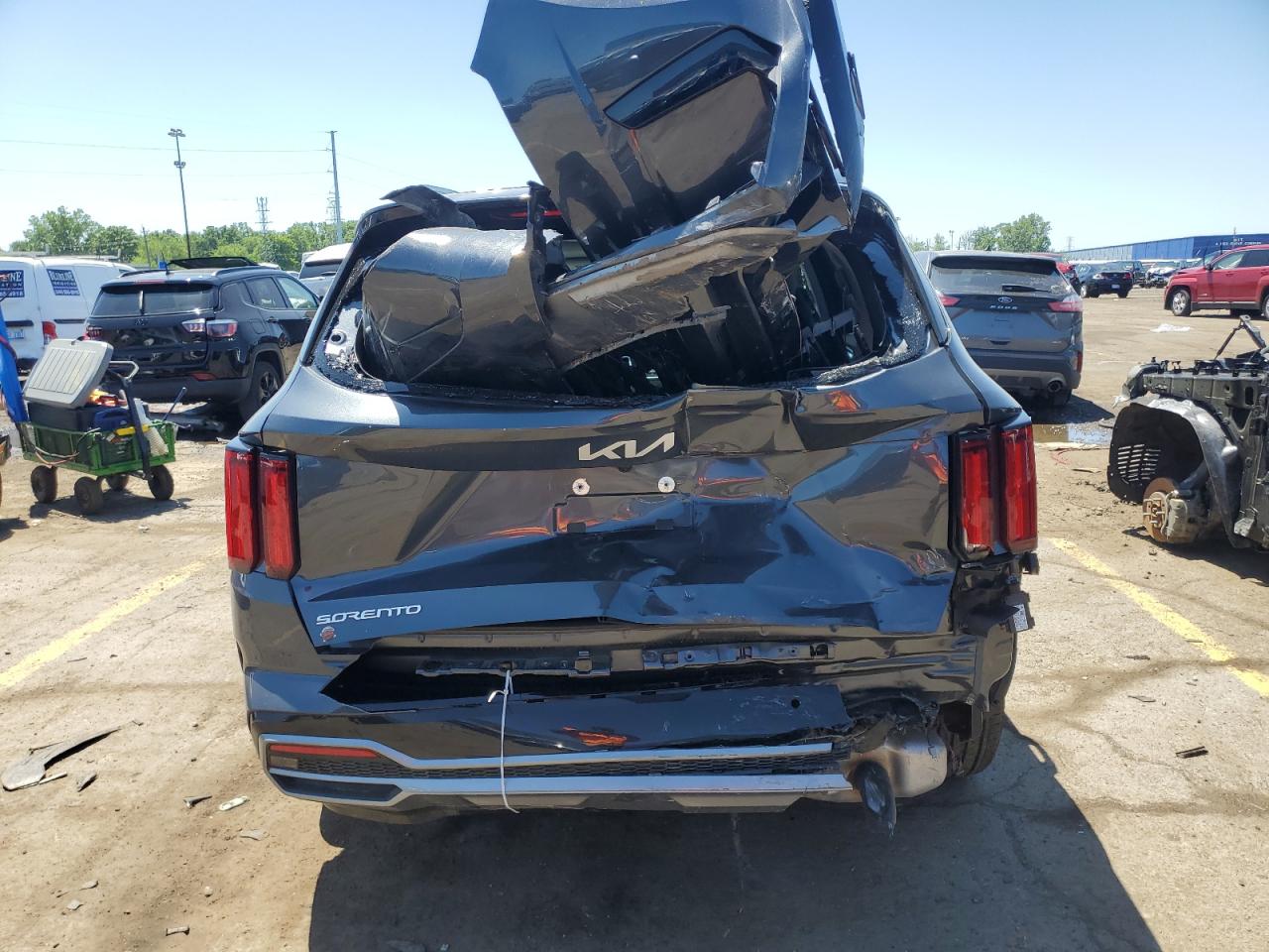 2023 KIA SORENTO SX VIN:5XYRK4LFXPG240864