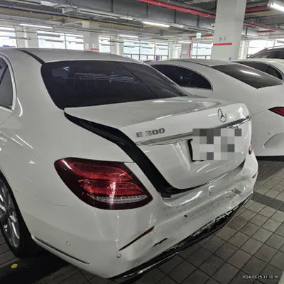 2017 Mercedes-Benz E 300 VIN: