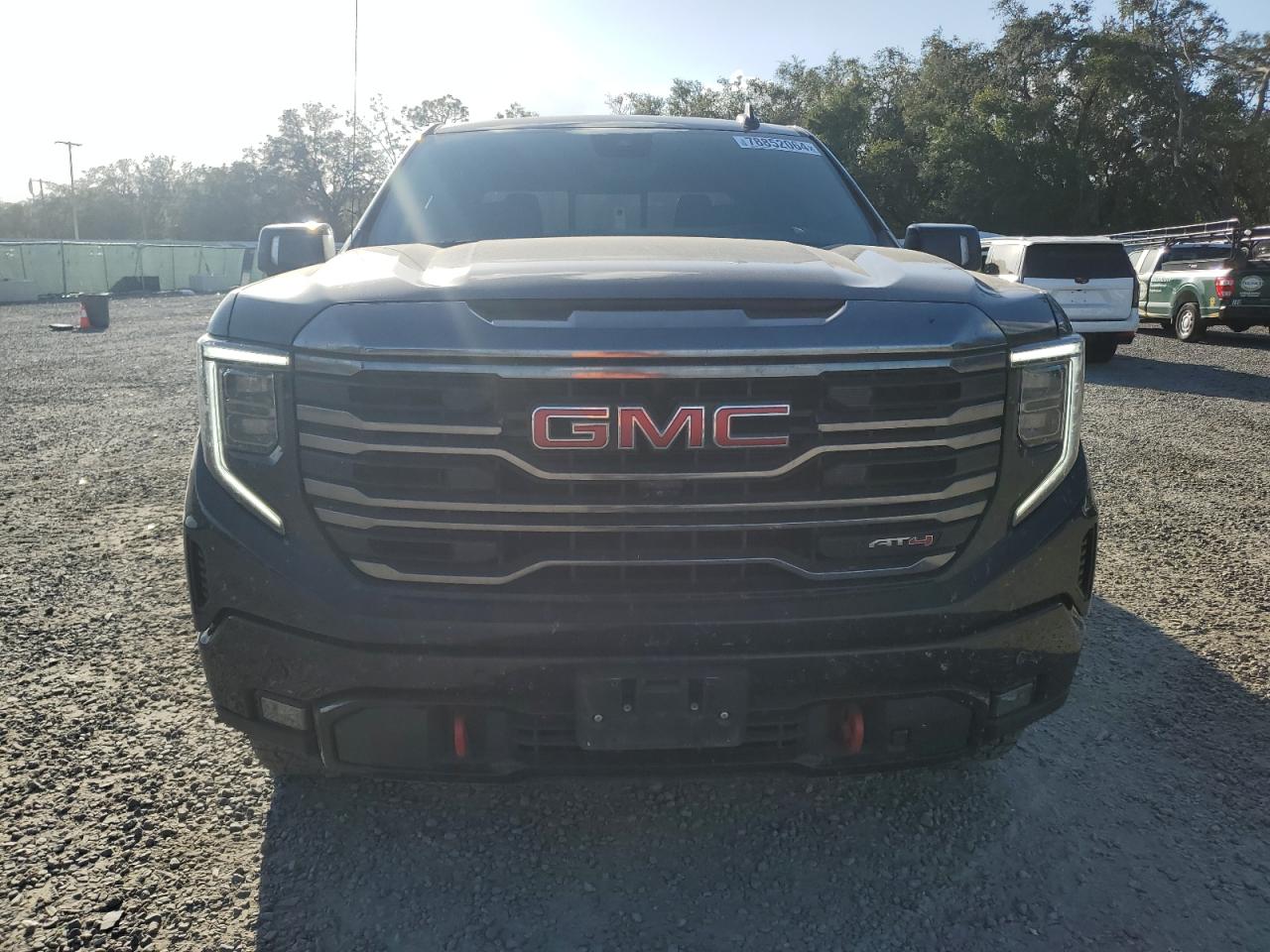 2022 GMC SIERRA K1500 AT4 VIN:3GTUUEET3NG527491
