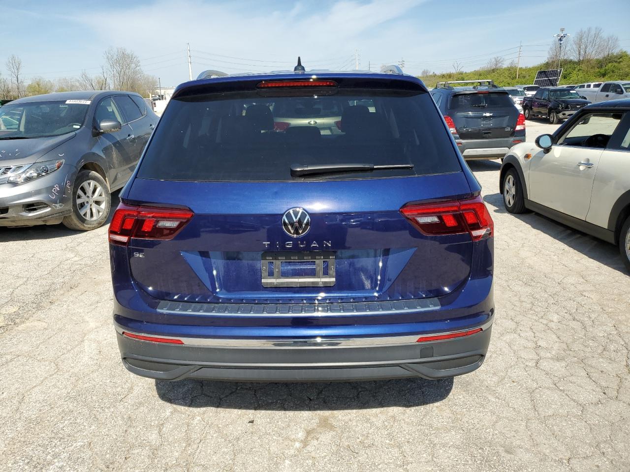 2023 VOLKSWAGEN TIGUAN SE VIN:3VVNB7AX8PM112428