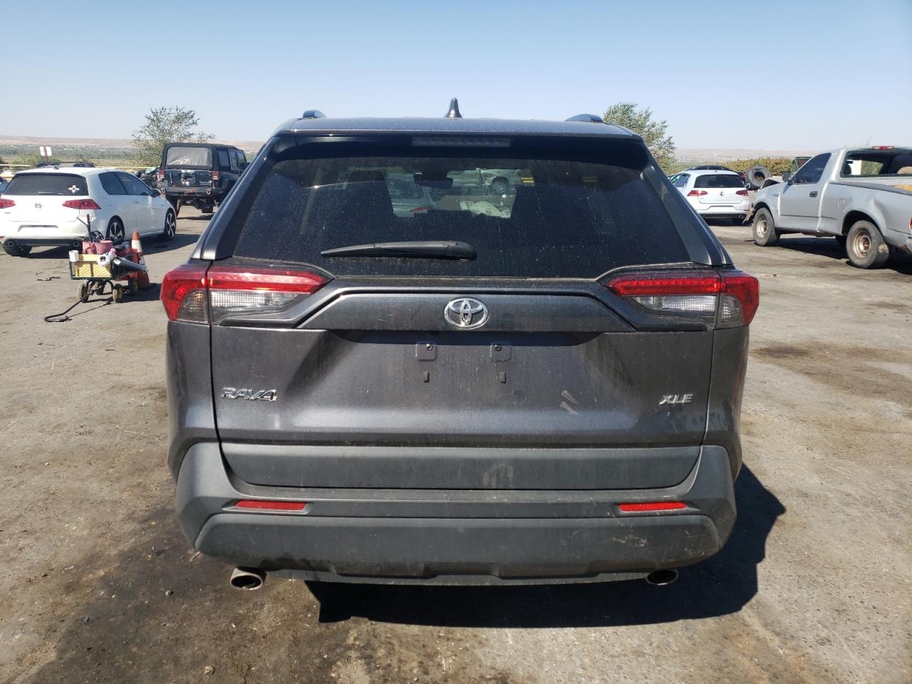 2022 TOYOTA RAV4 XLE VIN:2T3W1RFVXNC198654