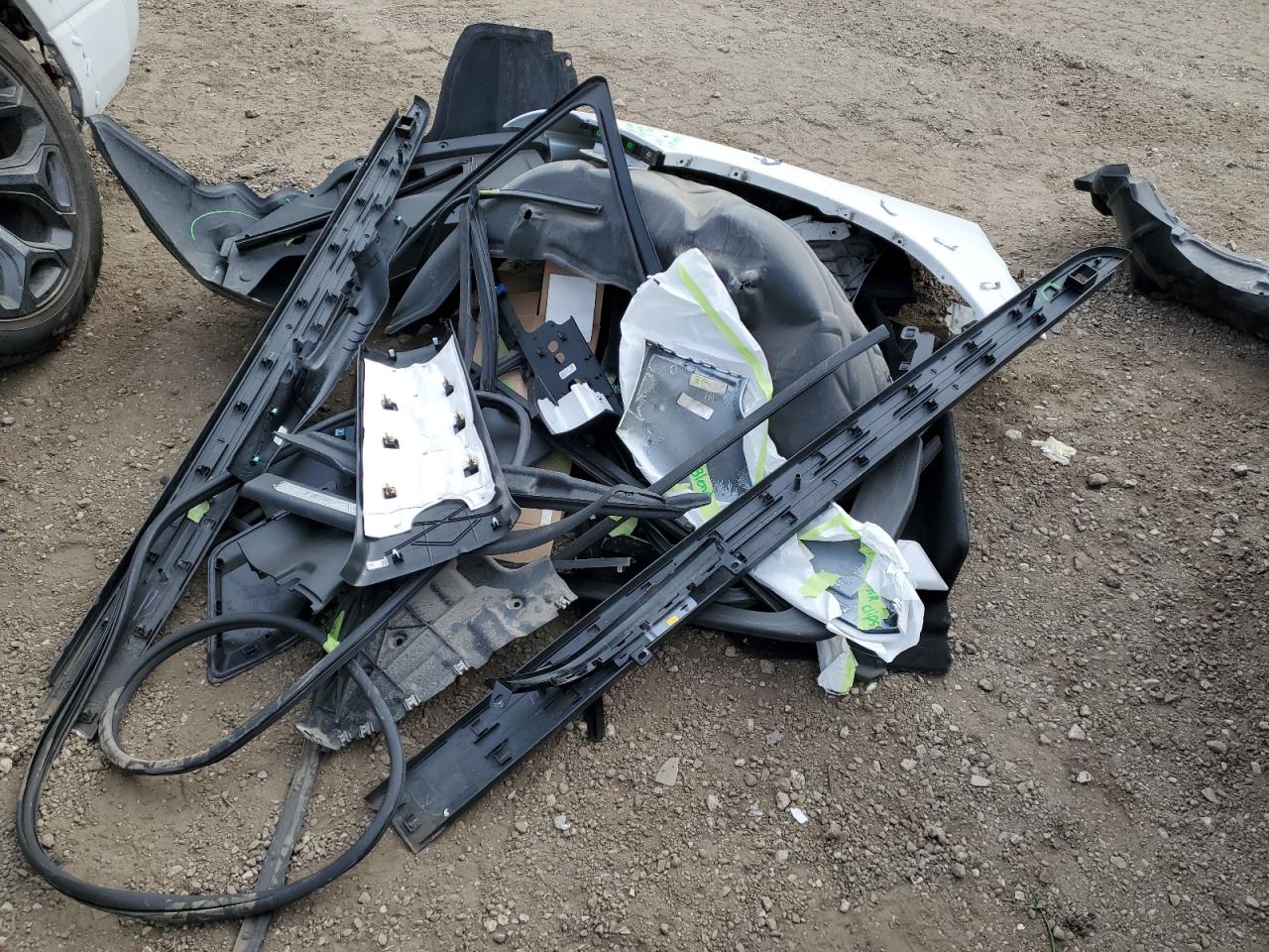 2024 RAM 1500 LIMITED VIN:1C6SRFHT9RN102954