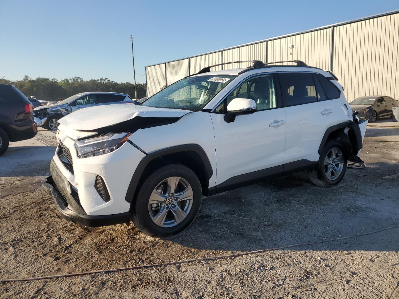 2022 TOYOTA RAV4 XLE VIN:2T3W1RFVXNC200886