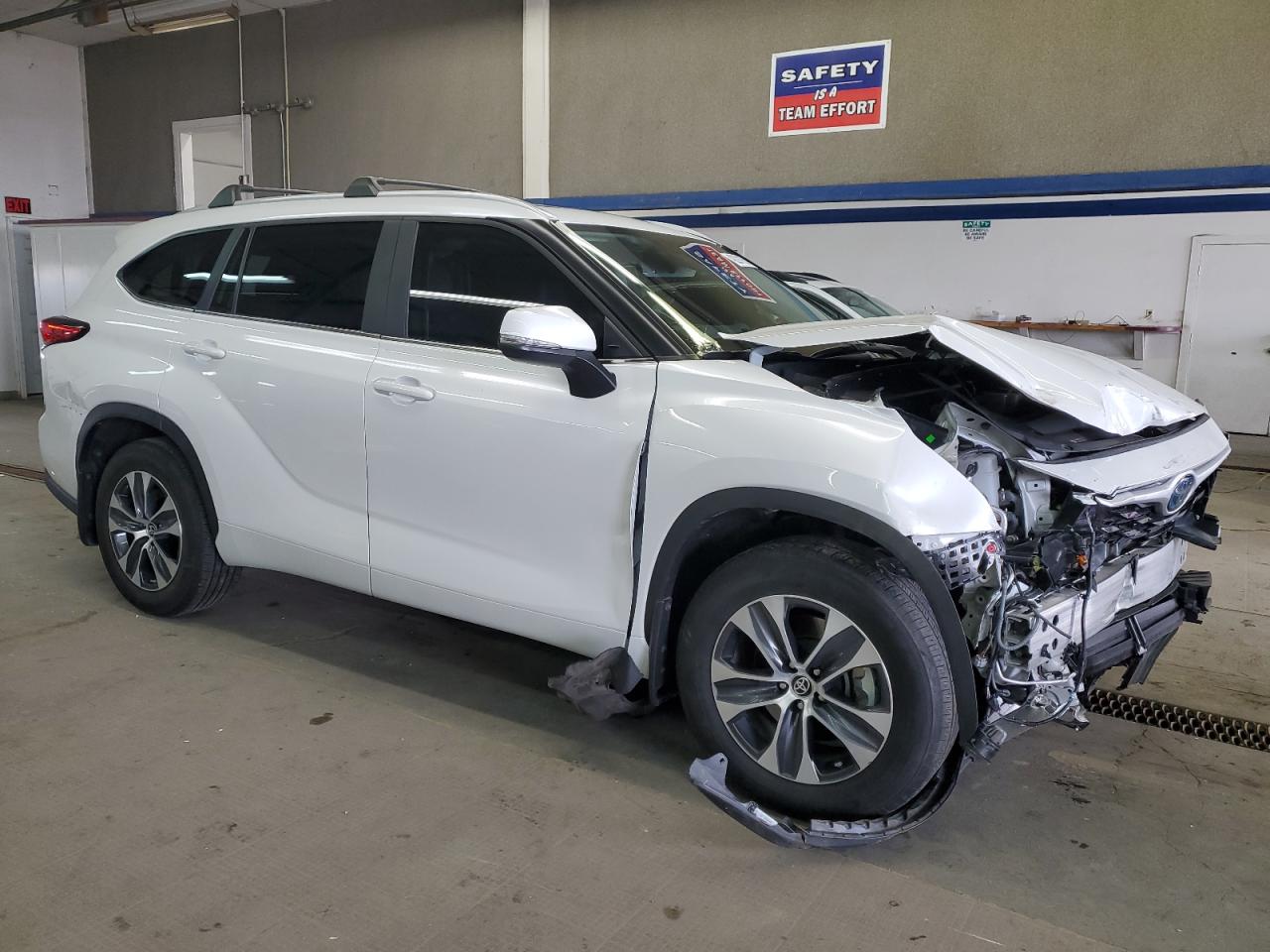 2023 TOYOTA HIGHLANDER HYBRID XLE VIN:5TDKARAHXPS021167