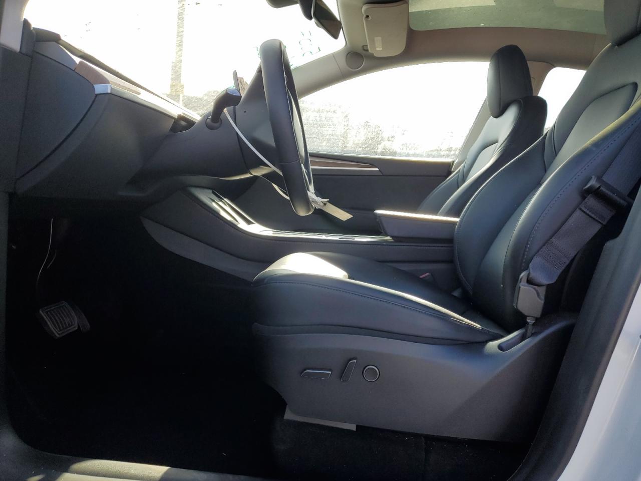 2023 TESLA MODEL Y  VIN:7SAYGAEE9PF835117