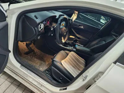 2018 Mercedes-Benz A 200 WDDBF4DB5JJ618930 VIN:WDDBF4DB5JJ618930