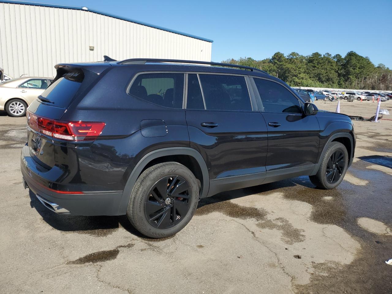 2024 VOLKSWAGEN ATLAS SE VIN:1V2JR2CAXRC576621