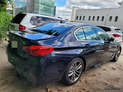 2019 BMW 520 VIN: